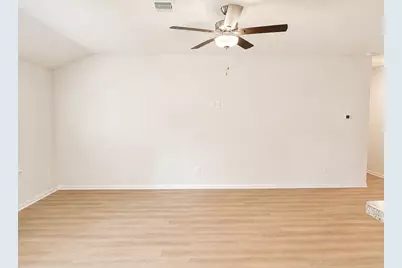 11760 Whirlaway Drive, Willis, TX 77318 - Photo 10