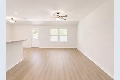 11760 Whirlaway Drive, Willis, TX 77318 - Photo 8