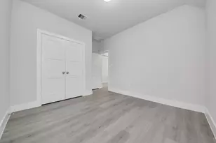 3217 21st St N, Texas City, TX 77590 - Photo 28