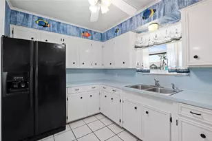 920 Bonita St, Bayou Vista, TX 77563 - Photo 38