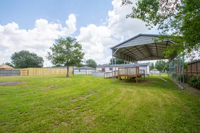 10023 S Country Drive, Alvin, TX 77511 - Photo 4