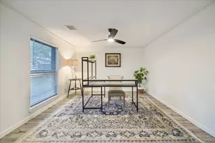 9639 Weatherwood Dr, Houston, TX 77080 - Photo 6