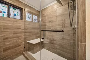 9639 Weatherwood Dr, Houston, TX 77080 - Photo 20