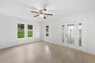 709 Burleson St, Brenham, TX 77833 - Photo 12