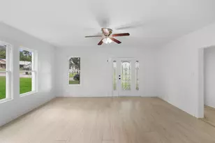 709 Burleson St, Brenham, TX 77833 - Photo 6