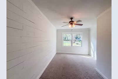1119 Coe Road, Pinehurst, TX 77362 - Photo 10