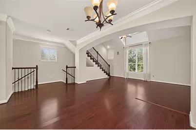 888 Fisher Street, Houston, TX 77018 - Photo 4