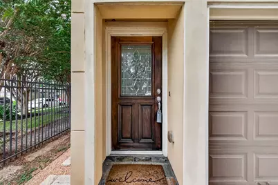 888 Fisher Street, Houston, TX 77018 - Photo 2