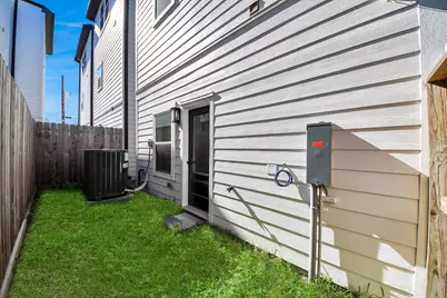 4806 Cochran Street, Houston, TX 77009 - Photo 38