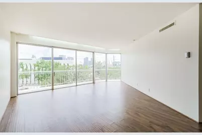 5050 Woodway Drive #3M, Houston, TX 77056 - Photo 4