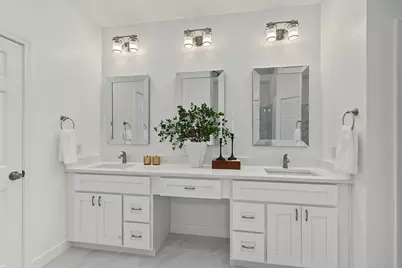 8157 Crestview Drive, Houston, TX 77028 - Photo 20