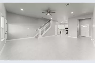 8157 Crestview Drive, Houston, TX 77028 - Photo 4