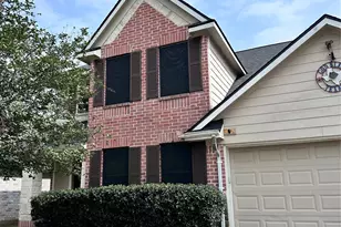 10422 Lauren Creek Dr, Baytown, TX 77523 - Photo 1