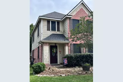 10422 Lauren Creek Drive, Baytown, TX 77523 - Photo 2