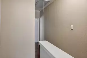 562 Wilcrest Dr, Houston, TX 77042 - Photo 30