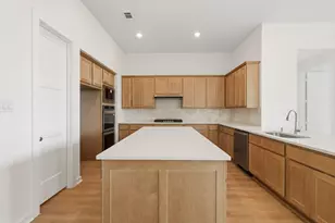 6426 Mahogany Br Trl, Manvel, TX 77578 - Photo 6