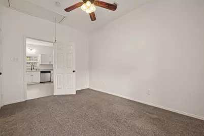 1511 W Dumble Street, Alvin, TX 77511 - Photo 16