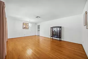 7719 Wilmerdean St, Houston, TX 77061 - Photo 4