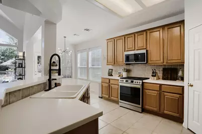 9526 Kelsey Meadows Court, Houston, TX 77040 - Photo 12