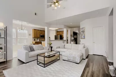9526 Kelsey Meadows Court, Houston, TX 77040 - Photo 10