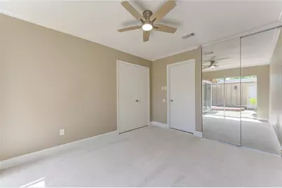6102 W Airport Boulevard #18, Houston, TX 77035 - Photo 20