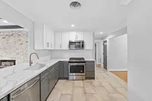 4614 Carleen Rd, Houston, TX 77092 - Photo 10