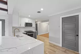 4614 Carleen Rd, Houston, TX 77092 - Photo 12