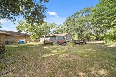 5913 County Road 225, East Bernard, TX 77435 - Photo 6