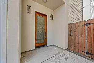 2218 Converse St, Houston, TX 77006 - Photo 2