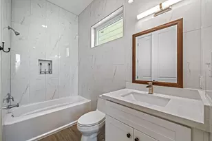 2218 Converse St, Houston, TX 77006 - Photo 32