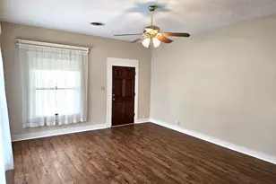 315 High St, Tomball, TX 77375 - Photo 6