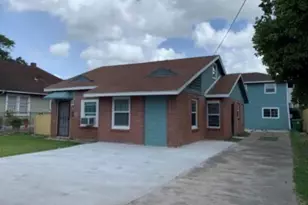 207 Frawley St, Houston, TX 77009 - Photo 1