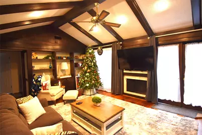 8011 Meadowvale Drive, Houston, TX 77063 - Photo 6