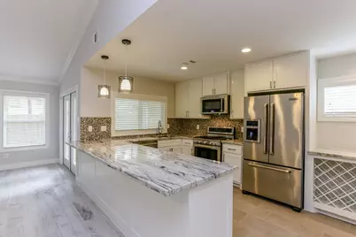 14 Woodlot Court, The Woodlands, TX 77380 - Photo 28