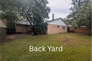 218 Oxford Dr, Conroe, TX 77303 - Photo 4
