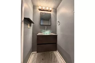 6167 Dryad Dr, Houston, TX 77035 - Photo 12