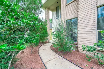 4718 Sunshine Drive, Sugar Land, TX 77479 - Photo 2