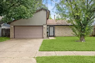 11526 Villa Heights Dr, Houston, TX 77066 - Photo 1
