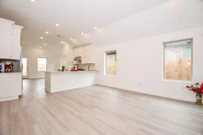 13724 Lantana Breeze, Texas City, TX 77568 - Photo 16