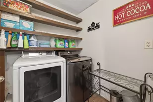 10502 Hollyglen Dr, Houston, TX 77016 - Photo 30