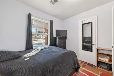 10502 Hollyglen Drive, Houston, TX 77016 - Photo 22