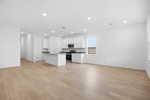 727 Willow Grv Ln, Rosenberg, TX 77471 - Photo 8