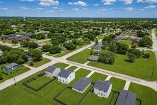 2029 6th St, Hempstead, TX 77445 - Photo 26