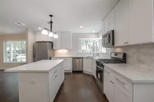 730 Bison Dr, Houston, TX 77079 - Photo 6