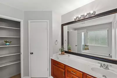 2518 Hidden Park Lane, Conroe, TX 77385 - Photo 16