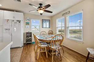 16507 Captain Kidd Rd, Jamaica Beach, TX 77554 - Photo 8