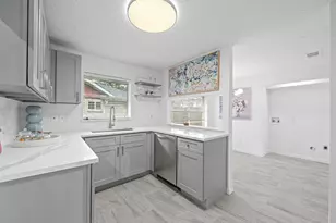 12315 Scarcella Ln, Meadows Place, TX 77477 - Photo 8