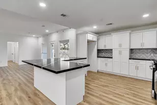 206 Doncaster St, Conroe, TX 77303 - Photo 18