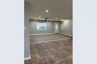 10233 Moorberry Lane, Houston, TX 77043 - Photo 2