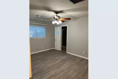 10233 Moorberry Lane, Houston, TX 77043 - Photo 10